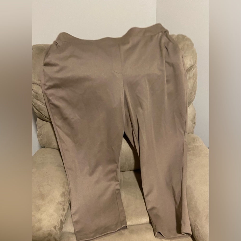 Relaxed Cropped Pants Taupe size XXL